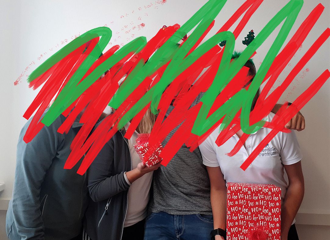 Unerkenntlich gemachtes Teamfoto